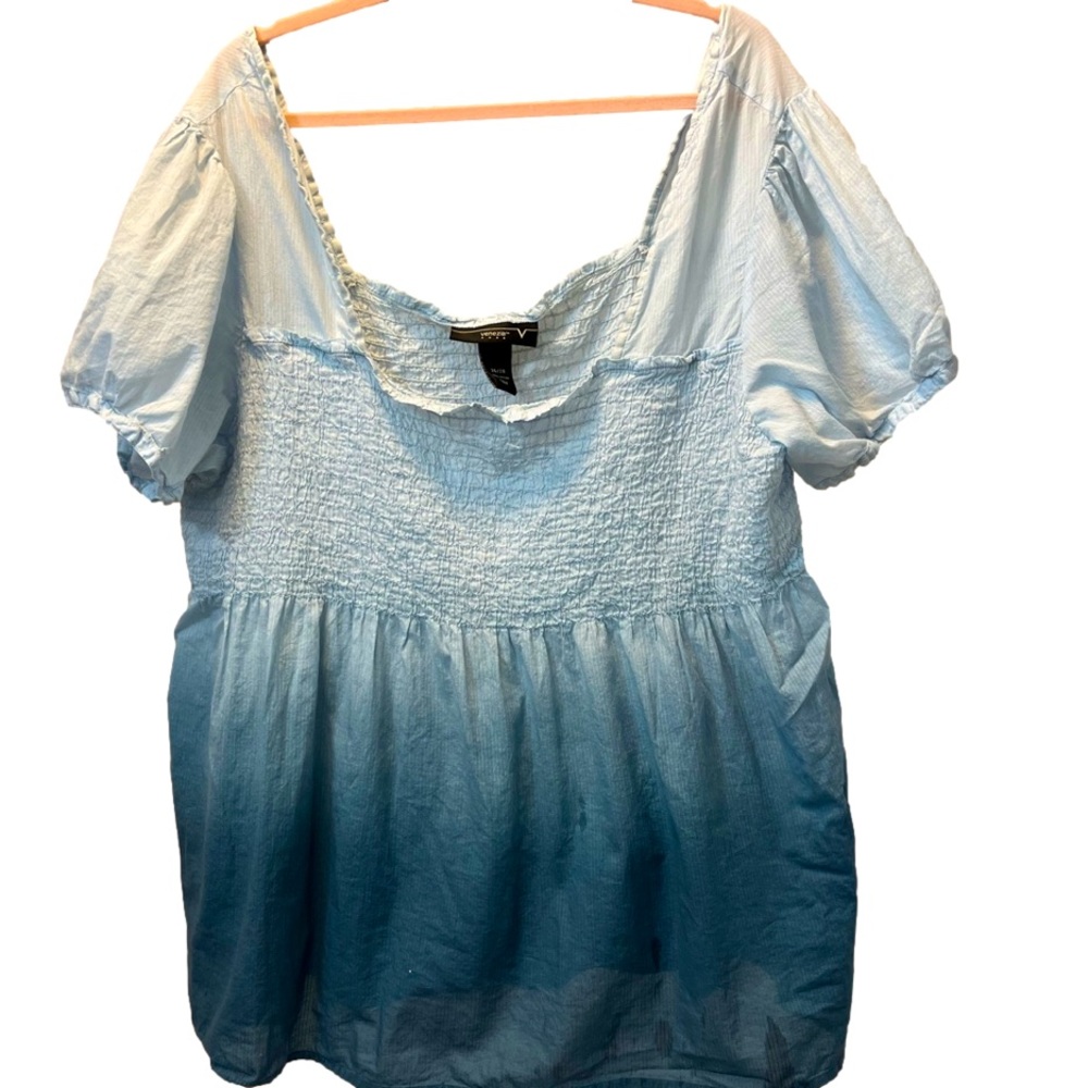 Venezia Lane Bryant Women’s 26/28 short sleeve smocked top square neckline